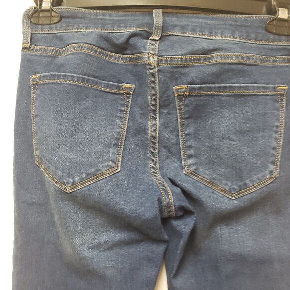 Old Navy Rockstar Super Skinny Low Rise Ankle Jeans Sz 4 L Pre Own Excellent - Picture 8 of 9